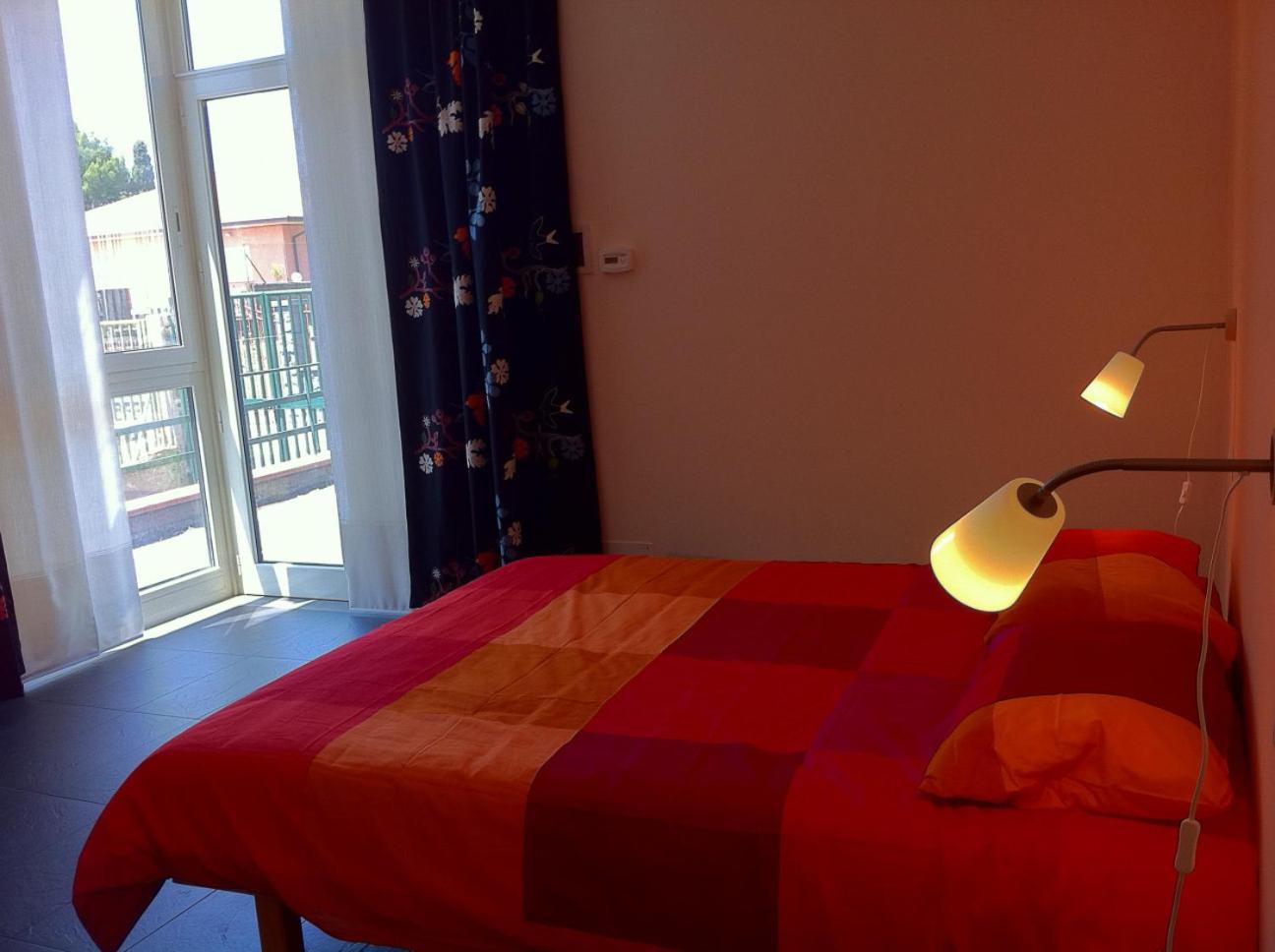 Etna Holiday Home Nicolosi Szoba fotó